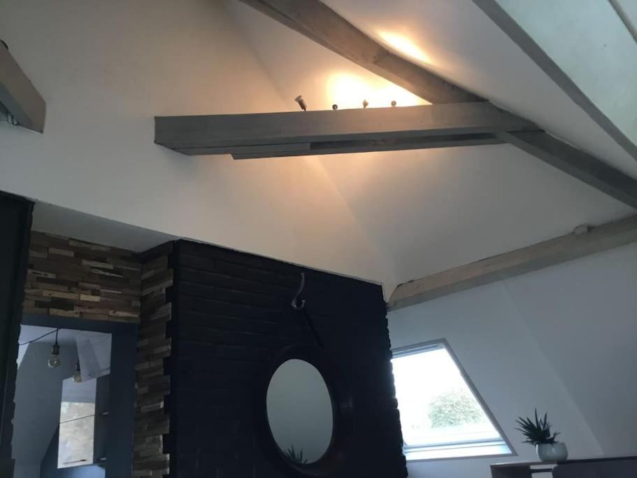 Atypique Style Loft Apartment Phalempin Exterior photo